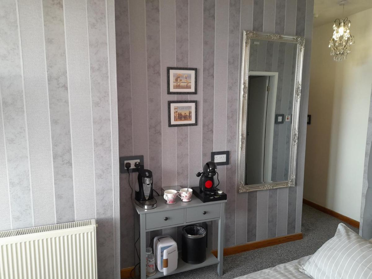 The Fame Bed & Breakfast Blackpool Exterior photo