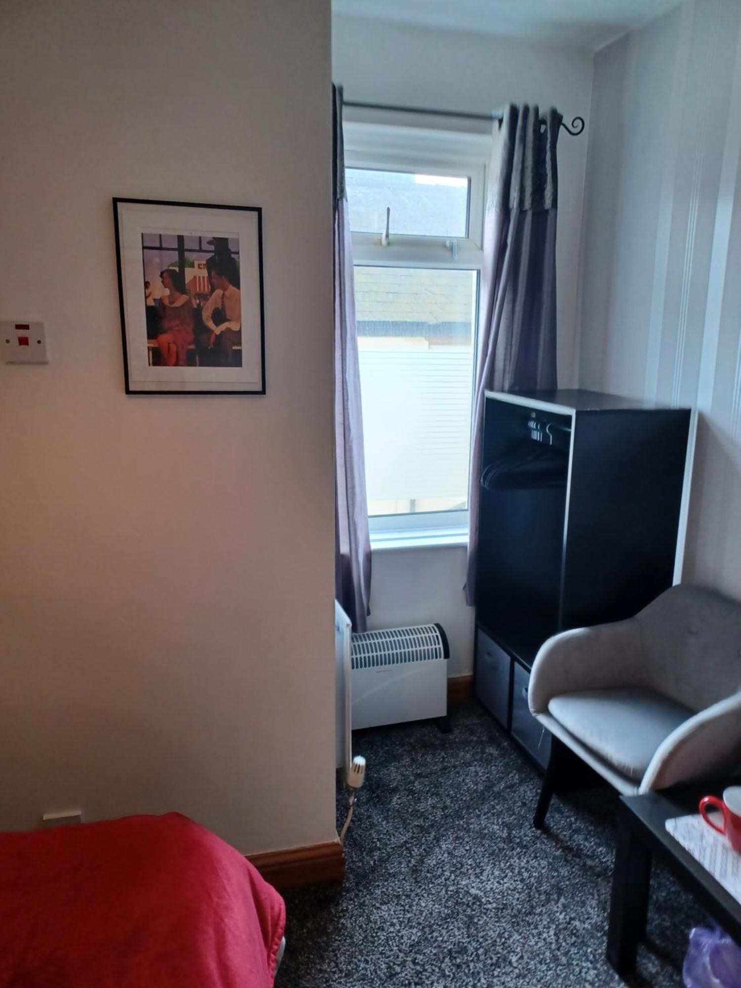 The Fame Bed & Breakfast Blackpool Exterior photo